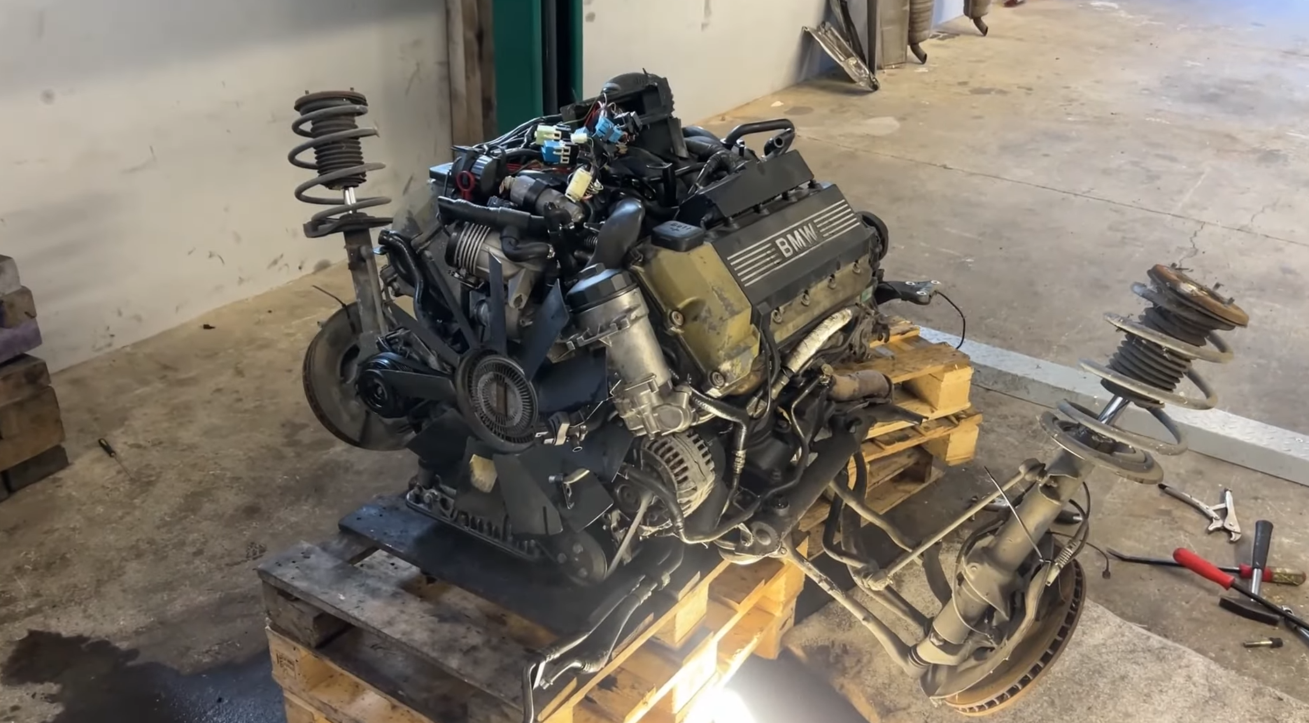 Demontáž motora M62