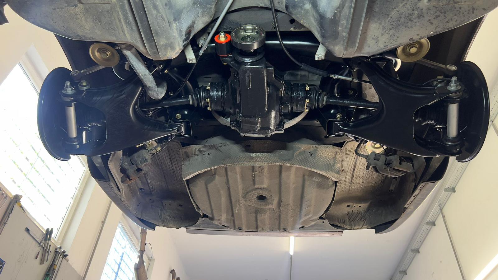 Zložená náprava s novými tlmičmi